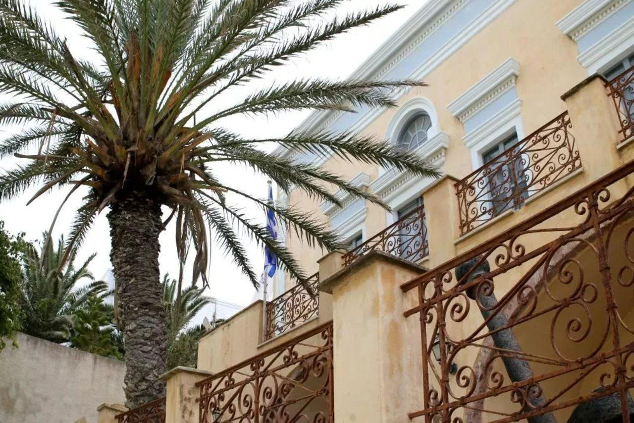 Passion Blue Vila Oia